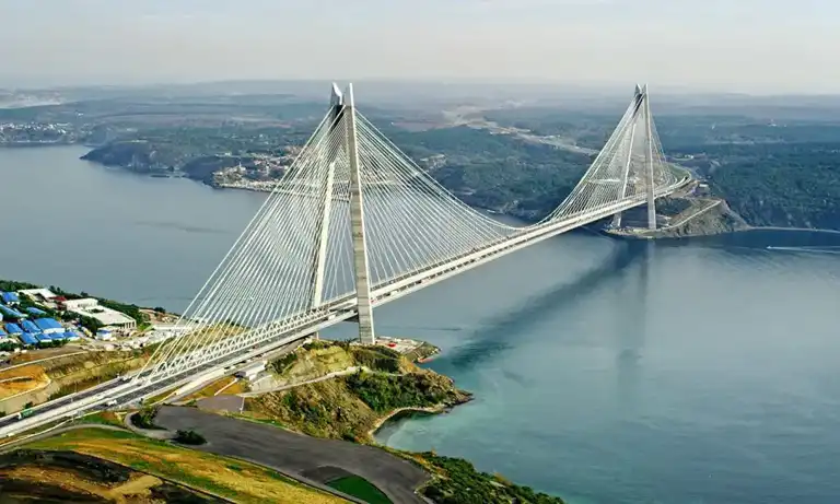 تصویری از تنگه بسفر