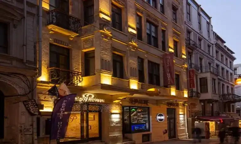 تصویر ساختمان هتل پرمیست