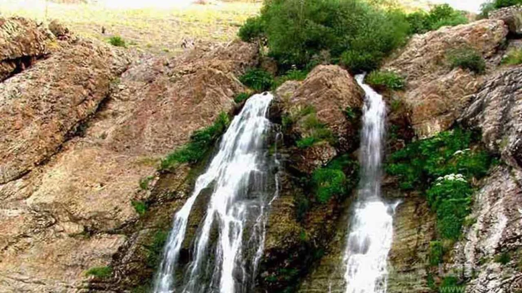 عکس آبشا دوقلو دربند
