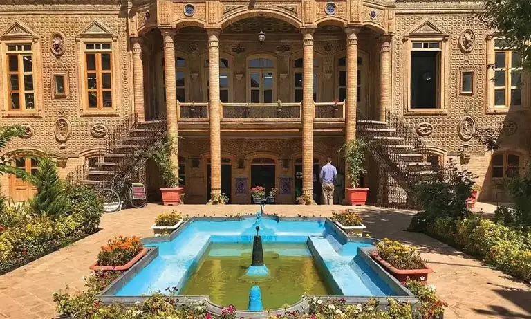 تصویری از خانه داروغه مشهد 