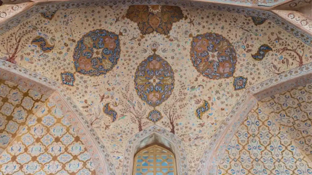 نقاشی های دیواری