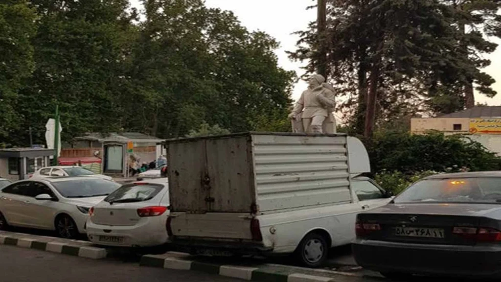 پارک ماشین در درکه