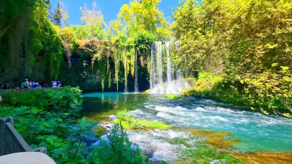 تصویر آبشار دودن در آنتالیا