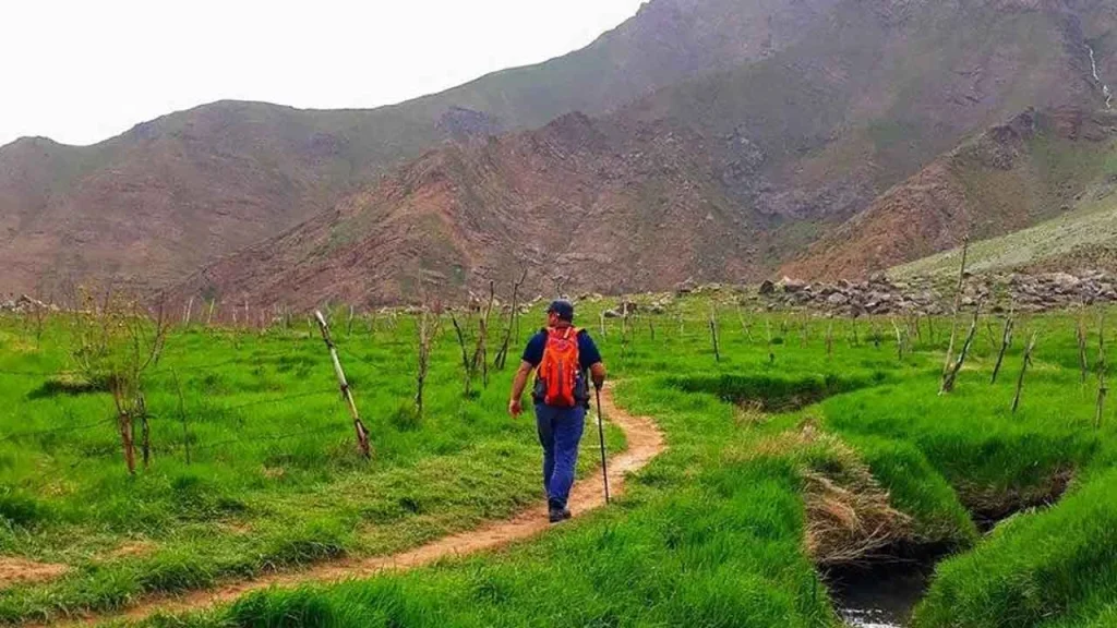 مسیر پیاده روی دشت هویج