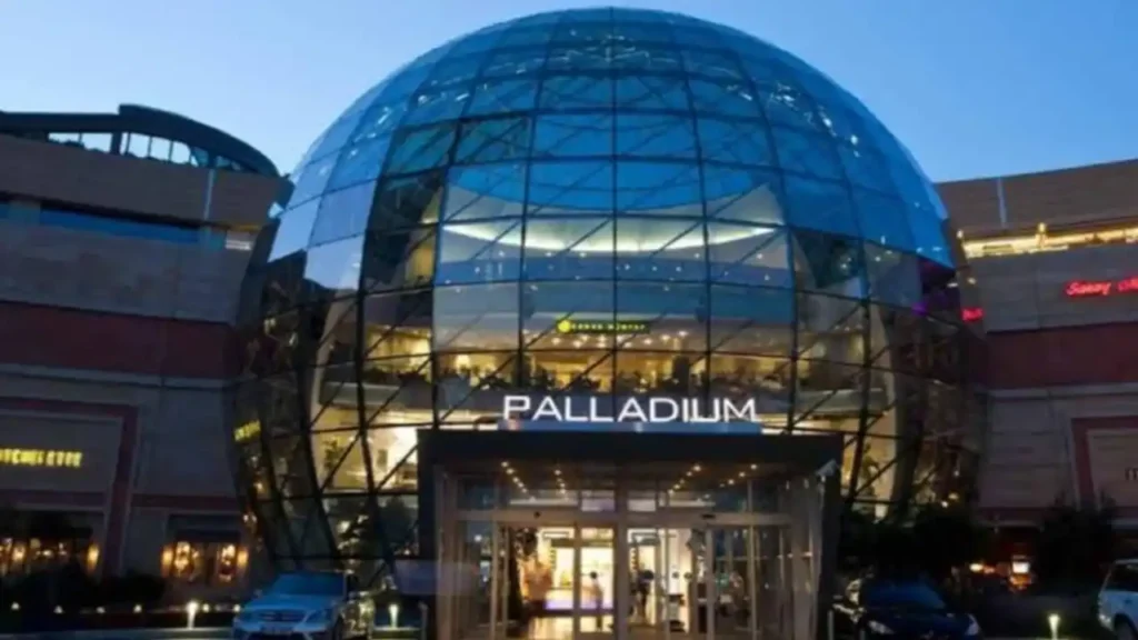 تصویر مرکز خرید پالادیوم در استانبول