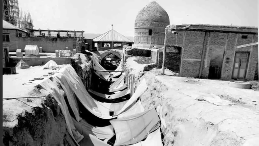 عکس قدیمی بازار رضا مشهد