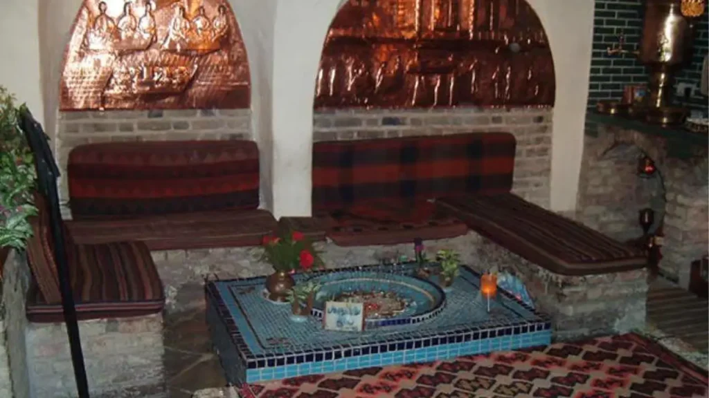 رستوران خوانسالار یکی از بهترین رستوران های اصفهان