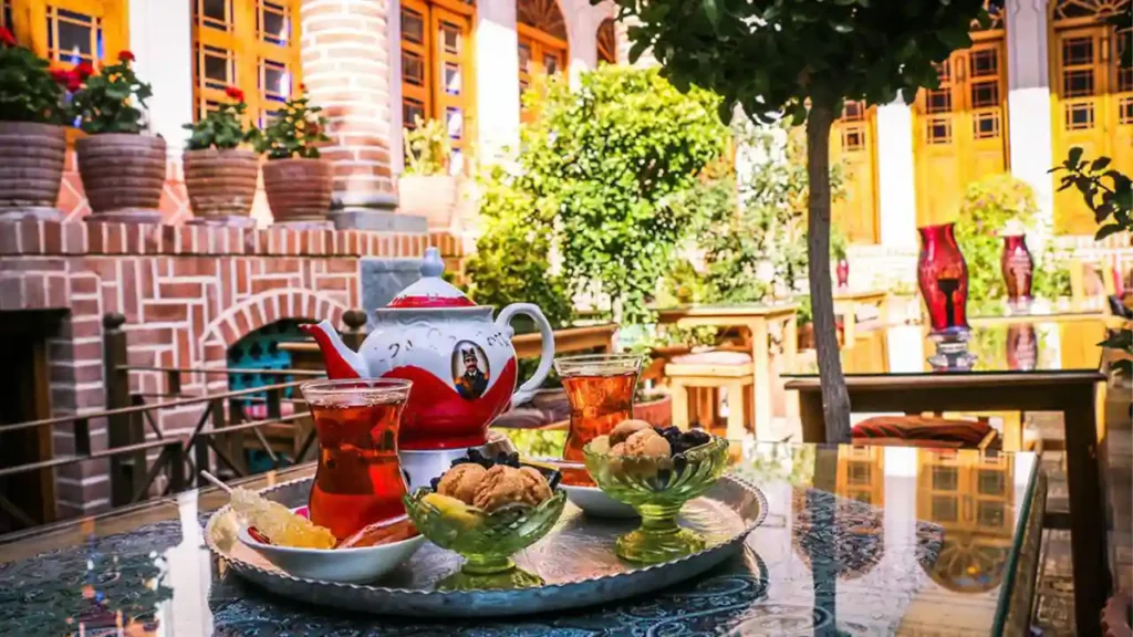 خانه قدیمی و باصفا ترنج