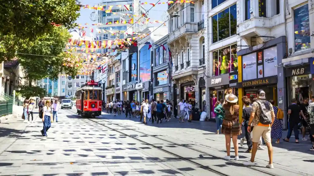 بهترین زمان خرید در استانبول