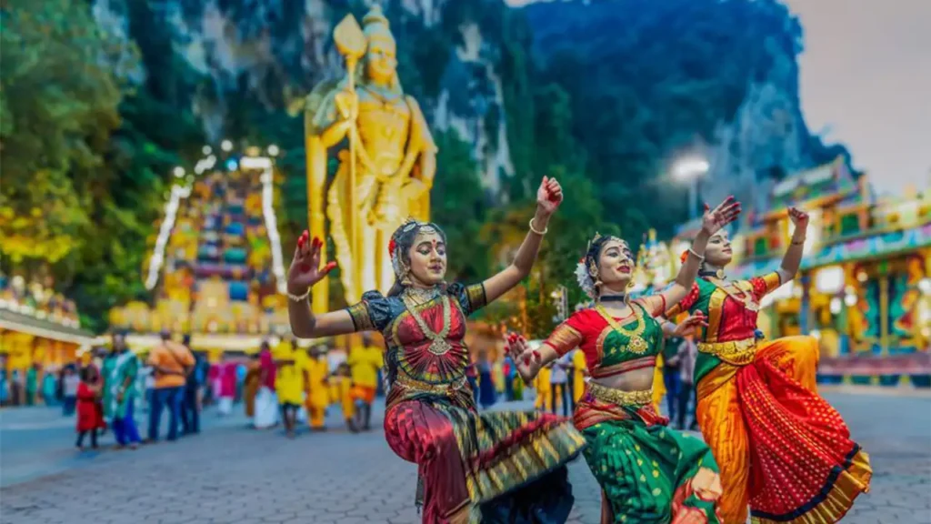 فرهنگ مردم محلی