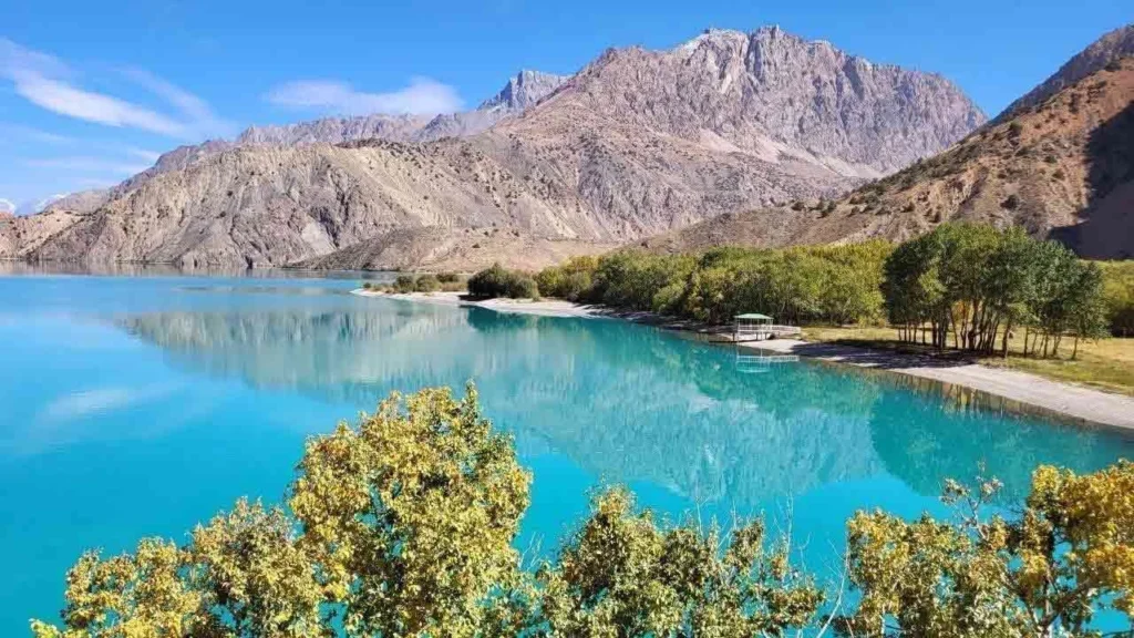 دریاچه اسکندرکول از بهترین جاهای دیدنی تاجیکستان
