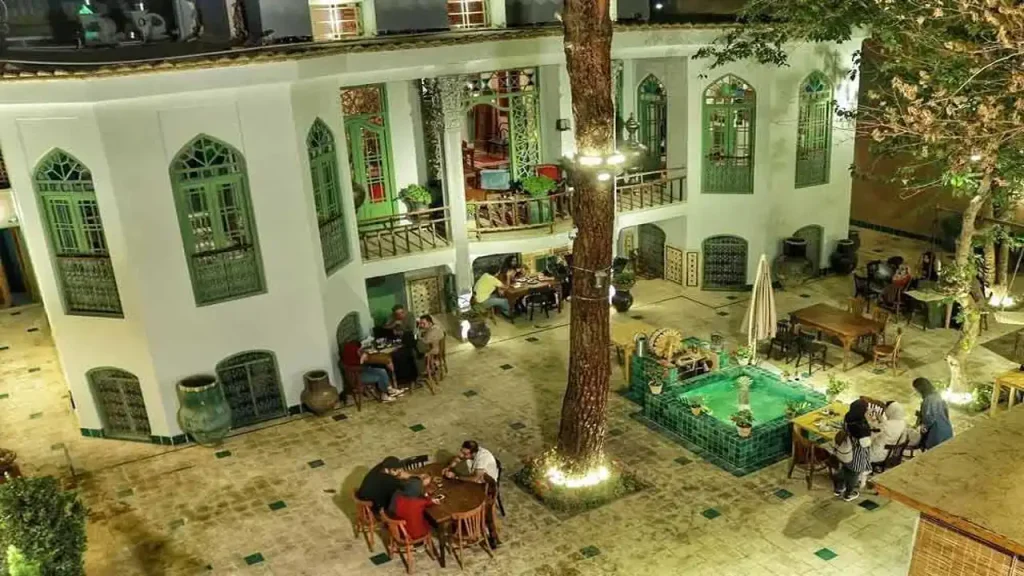 عمارت نمکدان اصفهان