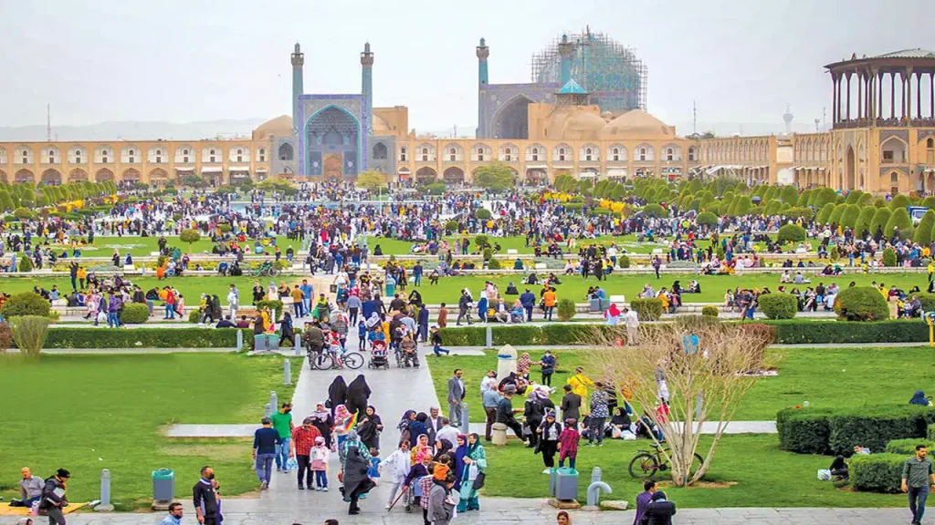 شلوغ ترین فصل سفر به اصفهان