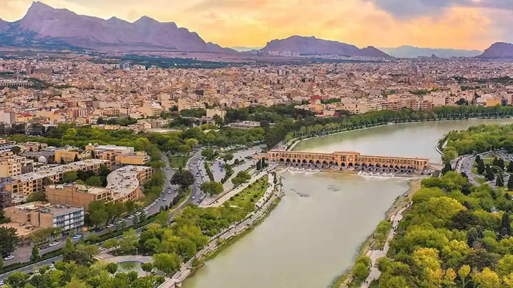 زاینده رود یا زنده رود اصفهان